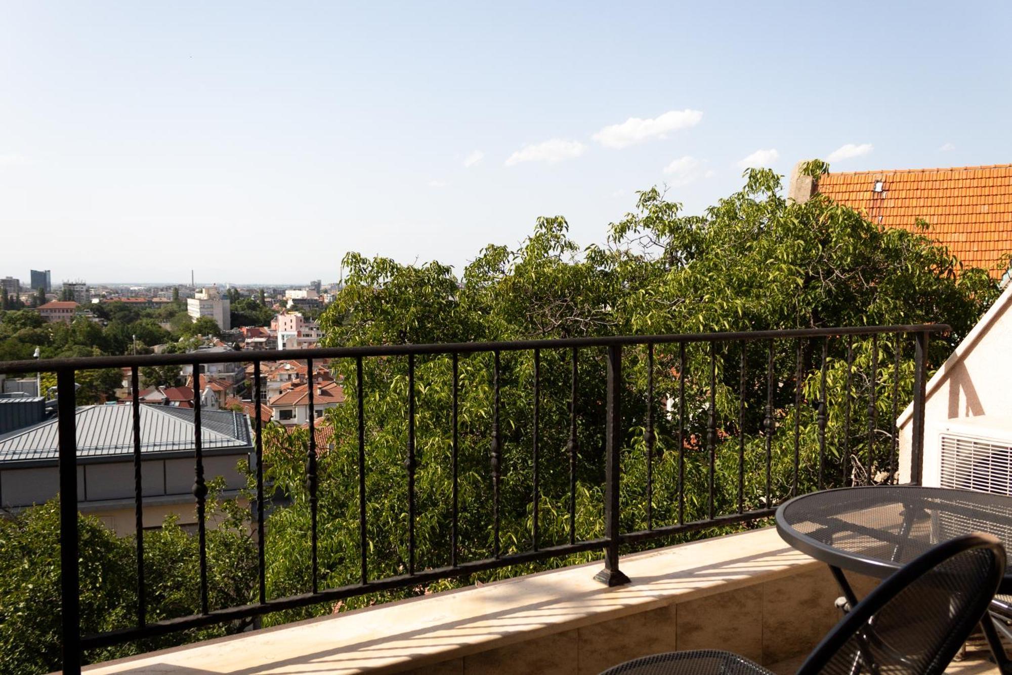 Clepsydra Residence Plovdiv Esterno foto